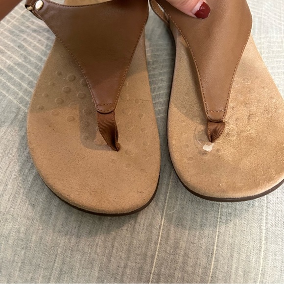 Vionic Kirra Toe Post Sling Back Leather Sandals Womens 9 - Picture 3 of 9